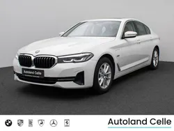 Alpinweiã uni 300 Gebraucht 2022 BMW 520 Sport Line Limousine | 32.499 € (Superpreis)