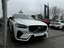Crystal white (metallic) Gebraucht 2022 Volvo XC60 Plus SUV | 39.980 € (Fairer Preis)