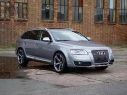 Silber Gebraucht 2011 Audi A6 Allroad Kombi | 19.400 €