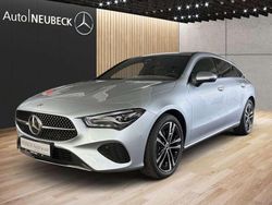Lack hightechsilber Gebraucht 2024 Mercedes CLA180 Shooting Brake Progressive Kombi | 28.850 € (Fairer Preis)