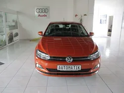 Orange Gebraucht 2018 VW Polo Highline Limousine | 13.990 € (Fairer Preis)