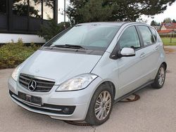 Silber Gebraucht 2010 Mercedes A160 Kleinwagen | 1.150 € (Guter Preis)