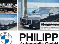 Schwarz Gebraucht 2024 BMW 750e Executive Limousine | 97.890 € (Superpreis)