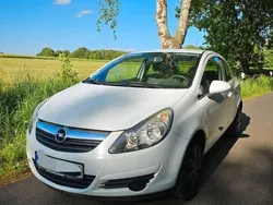 Weiß Gebraucht 2010 Opel Corsa Selection Kleinwagen | 1.999 € (Fairer Preis)