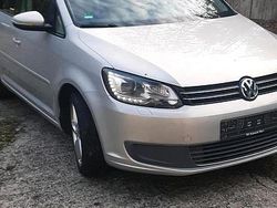 Grau Gebraucht 2010 VW Touran Van / Kleinbus | 6.750 €