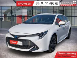 Super white 2 Gebraucht 2021 Toyota Corolla Team Kombi | 21.985 € (Fairer Preis)