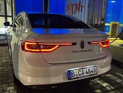 Weiß Gebraucht 2017 Renault Talisman Intens Limousine | 16.200 € (Fairer Preis)