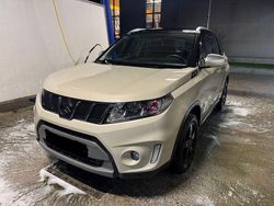 Beige Gebraucht 2017 Suzuki Vitara SUV | 13.950 € (Guter Preis)