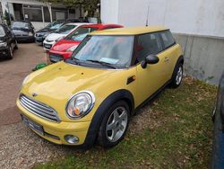 Gelb Gebraucht 2010 Mini ONE Kleinwagen | 4.750 €
