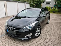 Schwarz Gebraucht 2013 Hyundai i40 Kombi | 4.200 € (Fairer Preis)