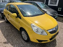 Gelb Gebraucht 2008 Opel Corsa Basis Kleinwagen | 1.999 € (Guter Preis)