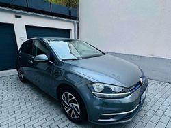 Grau Gebraucht 2018 VW Golf VII Join Kleinwagen | 14.999 € (Fairer Preis)