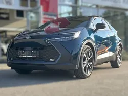 Midnight teal metallic/ dach schwarz Gebraucht 2024 Toyota C-HR Team SUV | 39.490 €