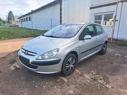 Silber Gebraucht 2002 Peugeot 307 Kleinwagen | 1.999 € (Fairer Preis)