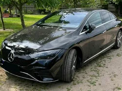 Schwarz Gebraucht 2022 Mercedes EQE350 AMG line Limousine | 62.700 €