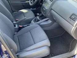 Blau Gebraucht 2005 VW Golf IV Trendline Kleinwagen | 2.300 € (Fairer Preis)