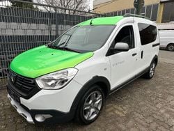 Weiß Gebraucht 2019 Dacia Dokker Stepway Van / Kleinbus | 9.999 € (Superpreis)