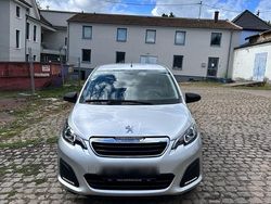 Grau Gebraucht 2020 Peugeot 108 Kleinwagen | 5.500 €