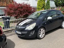 Schwarz Gebraucht 2011 Opel Corsa Kleinwagen | 3.000 € (Fairer Preis)