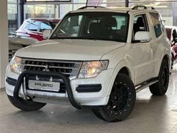 Andenweiß Gebraucht 2018 Mitsubishi Pajero Edition SUV | 33.000 € (Guter Preis)