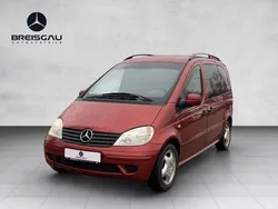 Rot Gebraucht 2002 Mercedes Vaneo Van / Kleinbus | 5.490 € (Teuer)