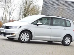Silber Gebraucht 2021 VW Touran Trendline Van / Kleinbus | 13.980 € (Superpreis)