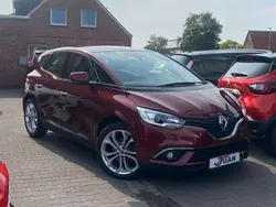 Rot Gebraucht 2017 Renault Scénic IV Experience Van / Kleinbus | 13.999 € (Fairer Preis)