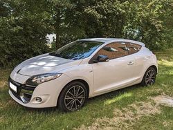 Weiß Gebraucht 2012 Renault Mégane Coupé Bose Edition Coupé | 4.100 €