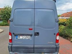 Grau Gebraucht 2008 Renault Master Van | 7.499 € (Teuer)