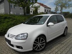 Weiß metallic Gebraucht 2005 VW Golf IV Sportline Limousine | 4.250 € (Teuer)