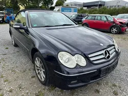 Schwarz Gebraucht 2008 Mercedes CLK200 Cabrio | 2.190 €