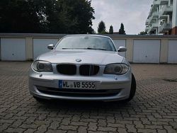 Silber Gebraucht 2008 BMW 120 Kleinwagen | 4.000 € (Fairer Preis)