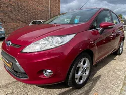 Violet Gebraucht 2010 Ford Fiesta Titanium Kleinwagen | 4.990 € (Fairer Preis)