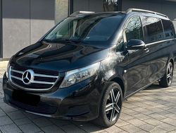 Schwarz Gebraucht 2016 Mercedes Vito Kombi | 13.750 €