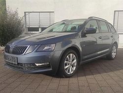 Grau Gebraucht 2020 Skoda Octavia Tour Kombi | 17.900 € (Superpreis)