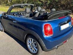 Blau Gebraucht 2017 Mini Cooper D Kleinwagen | 14.499 € (Etwas zu teuer)