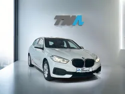 Weiß Gebraucht 2022 BMW 116 Comfort Edition Kleinwagen | 18.299 € (Guter Preis)