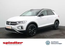 Pure white Gebraucht 2024 VW T-Roc IQ Drive SUV | 34.981 € (Teuer)