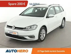 Weiß Gebraucht 2017 VW Golf VII Comfortline Kombi | 15.660 € (Fairer Preis)