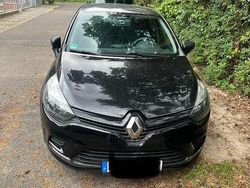 Schwarz Gebraucht 2019 Renault Clio IV Life Limousine | 8.500 € (Fairer Preis)