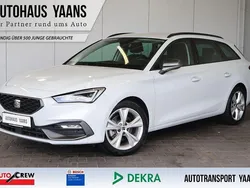 Weiß Gebraucht 2024 Seat Leon ST FR Kombi | 23.899 € (Superpreis)