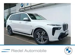 Alpinweiß uni Gebraucht 2023 BMW X7 M Sport SUV | 84.890 € (Superpreis)