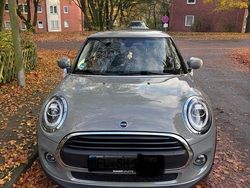 Grau Gebraucht 2019 Mini ONE Kleinwagen | 13.000 € (Fairer Preis)