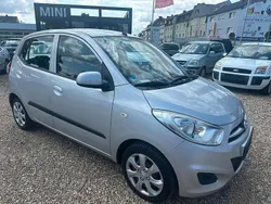 Silber Gebraucht 2013 Hyundai i10 Edition Kleinwagen | 4.750 € (Fairer Preis)