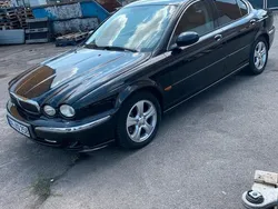 Schwarz Gebraucht 2002 Jaguar X-type Limousine | 1.500 € (Superpreis)