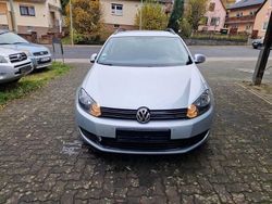 Silber Gebraucht 2010 VW Golf VI Comfortline Kleinwagen | 2.500 € (Guter Preis)