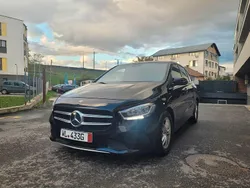 Schwarz Gebraucht 2020 Mercedes B180 Van / Kleinbus | 11.000 € (Etwas zu teuer)
