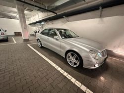 Silber Gebraucht 2007 Mercedes E350 Sport Limousine | 9.050 € (Etwas zu teuer)
