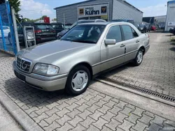 Gold Gebraucht 1994 Mercedes C180 Elegance Limousine | 3.000 €