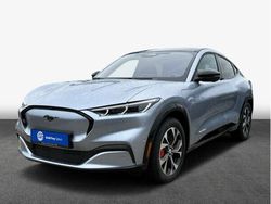 Blau (iced blue silver metallic) Gebraucht 2024 Ford Mustang Mach-E SUV | 54.250 €
